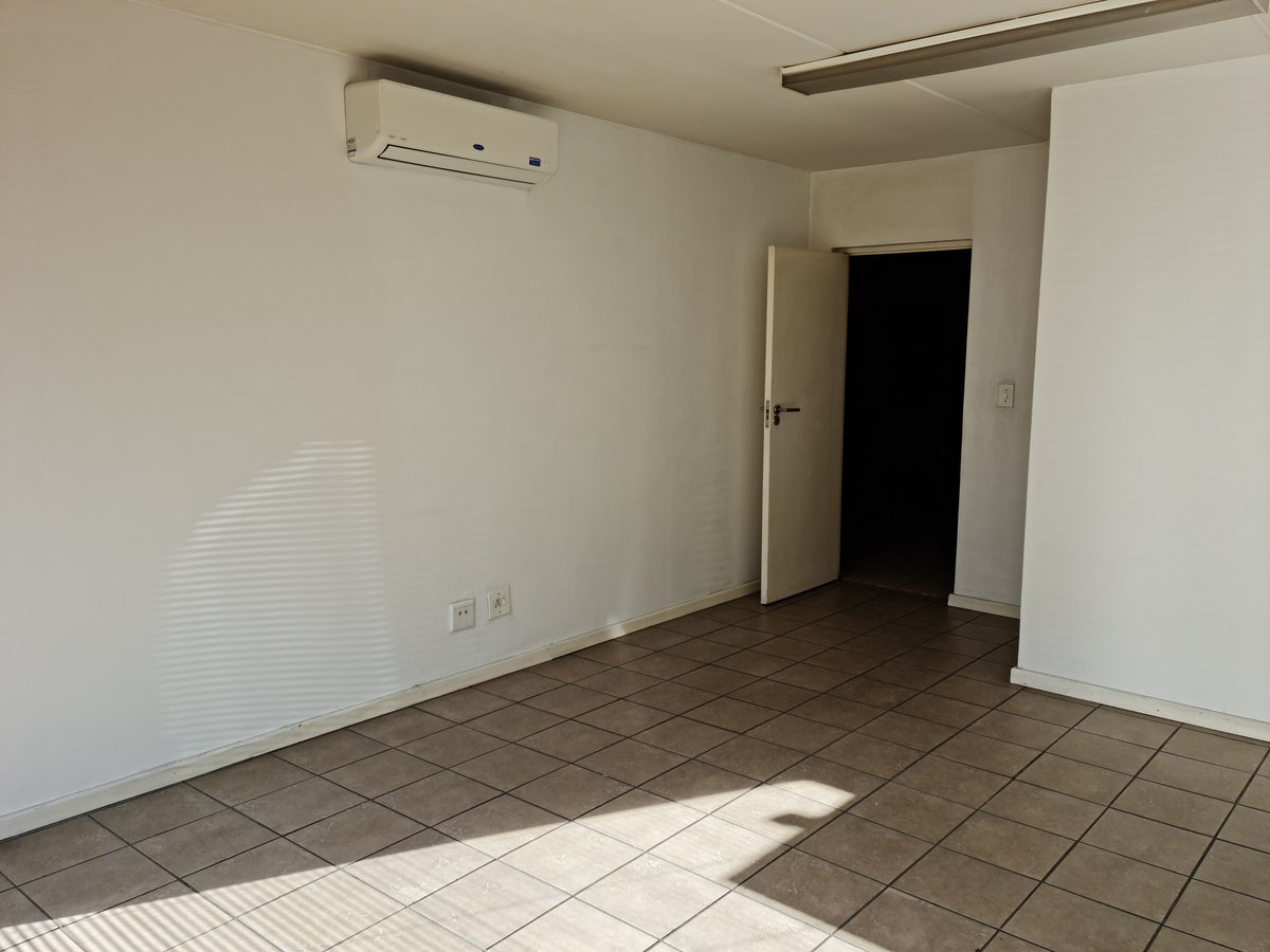 To Let commercial Property for Rent in Mall Interchange Western Cape